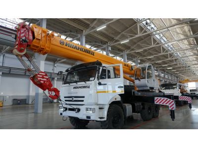 Автокран КС-45717К-3Р