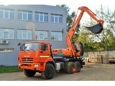 Экскаватор на автомобильном ходу КАМАЗ-43118 (Евро 5) E195А